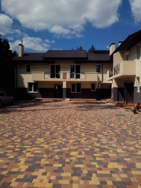 Київська обл., Бучанський район, м. Ірпінь, Миру вул., 2Ж