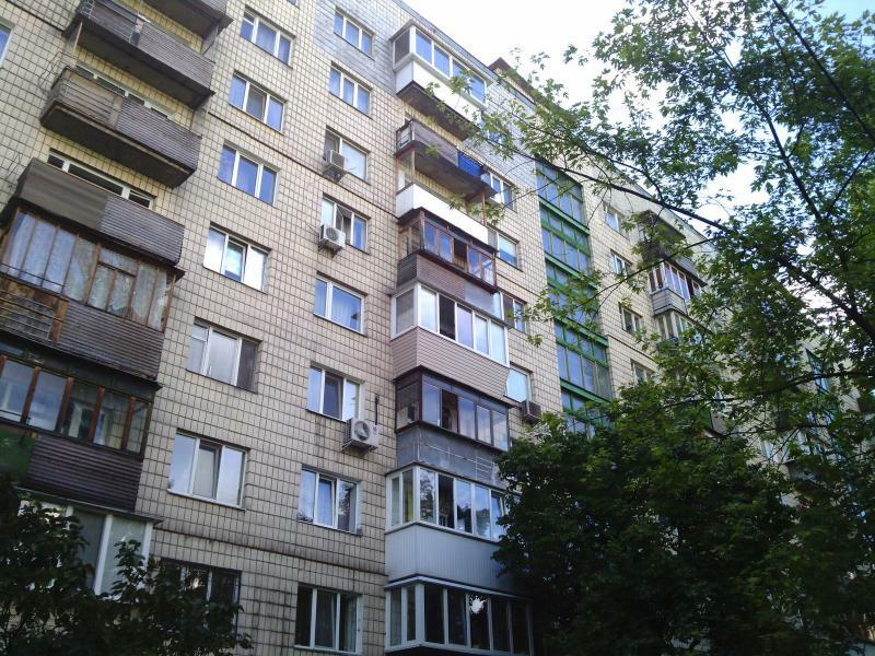 Киев, Энтузиастов ул., 31/1
