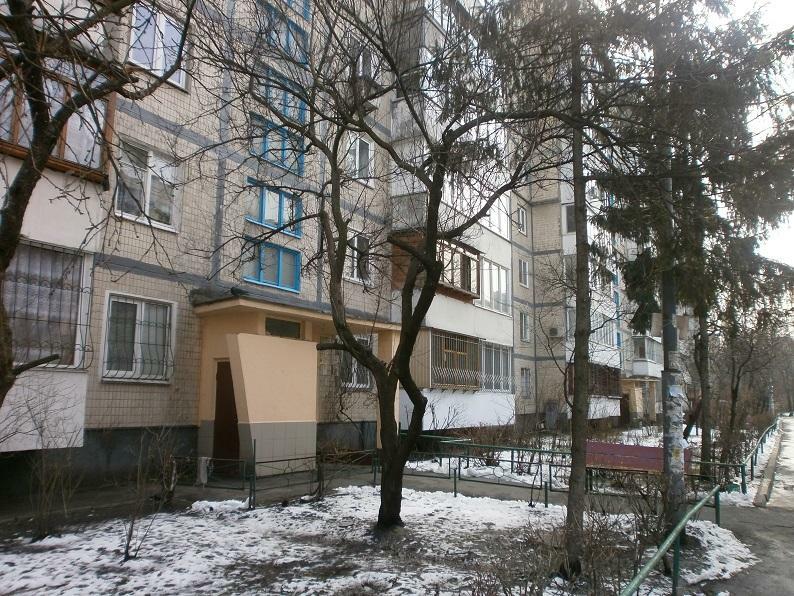 Киев, Энтузиастов ул., 45