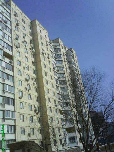 Киев, Эрнста ул., 12