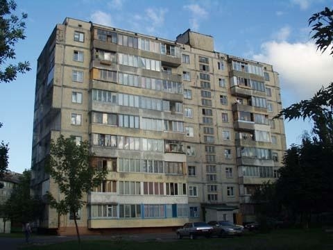 Київ, Ярослава Гашека бул., 8