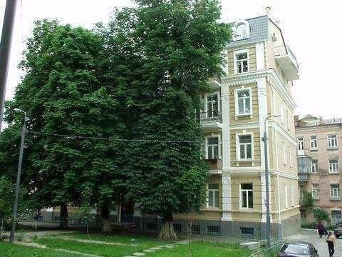 Київ, Ярославів Вал вул., 21Г