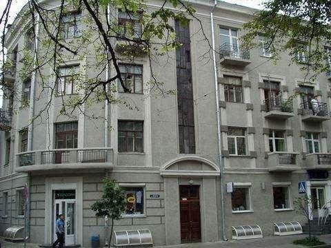 Київ, Ярославів Вал вул., 20