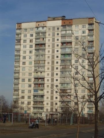 Киев, Приозерная ул., 4