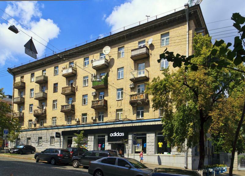 Київ, Прорізна вул., 16