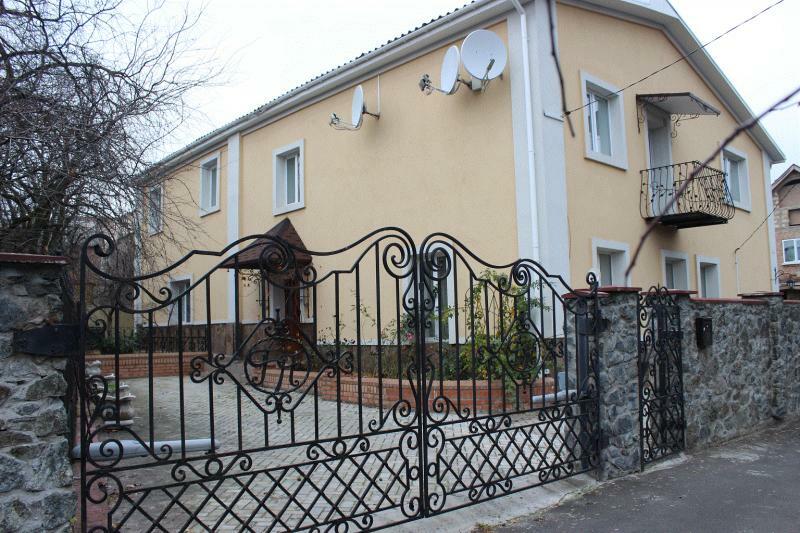Киев, Сошенко ул., 28А