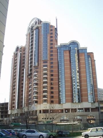 Київ, Старонаводницька вул., 10