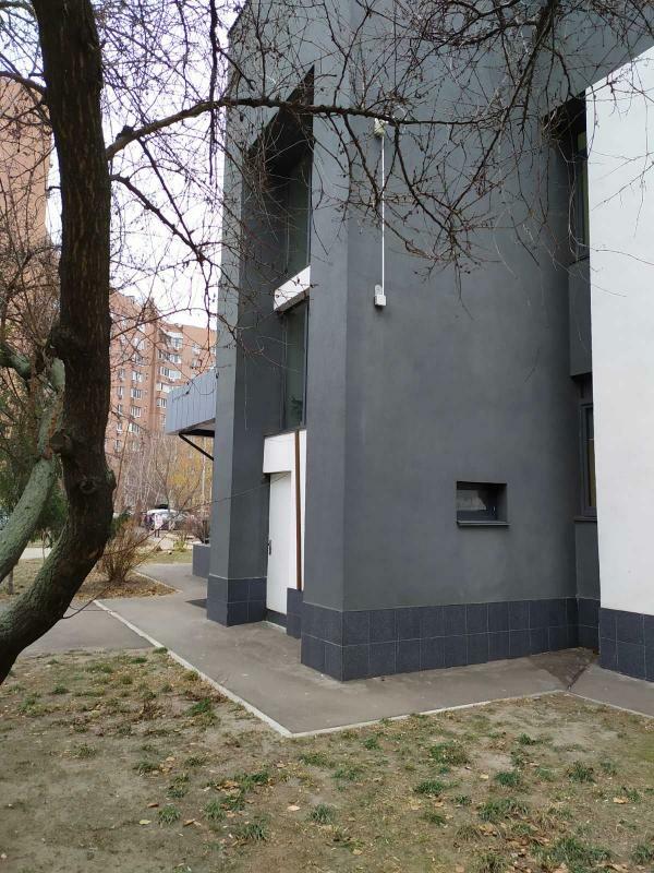 Київ, Степана Олійника вул., 21