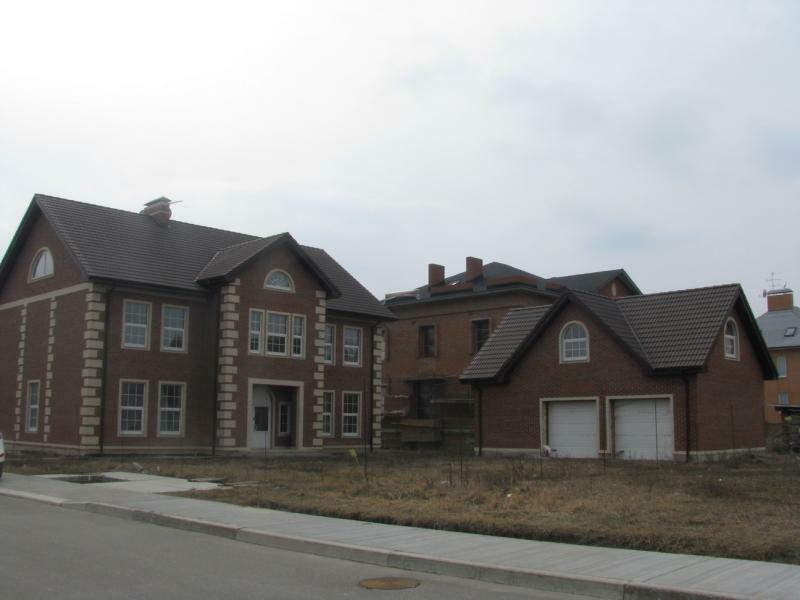 Киев, Столичное шоссе, 17