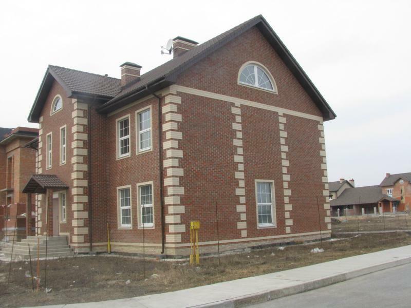 Киев, Столичное шоссе, 17