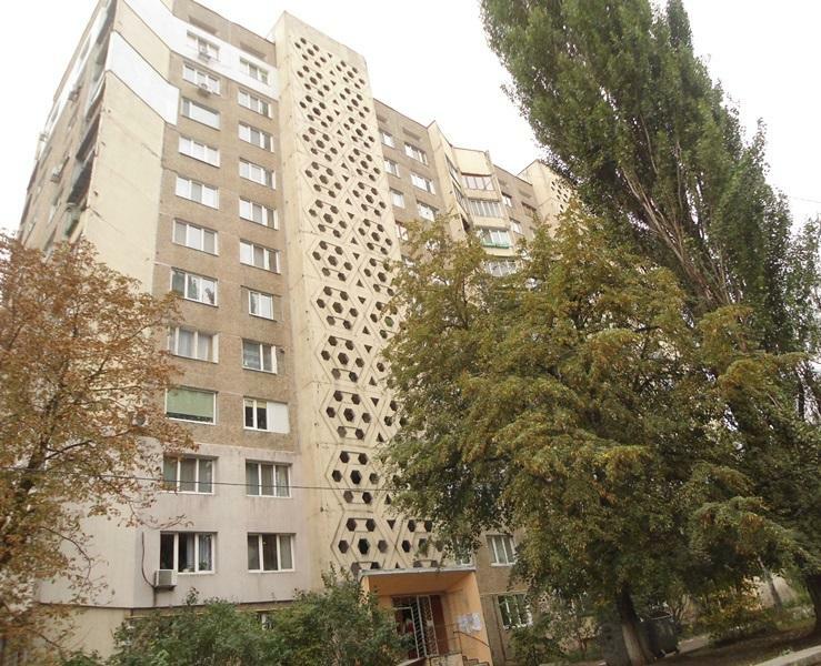 Киев, Якуба Коласа ул., 8В