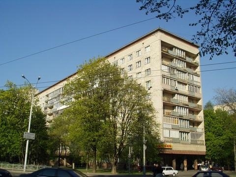 Киев, Суворова ул., 19