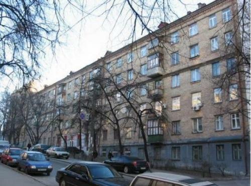 Київ, Тарасівська вул., 3