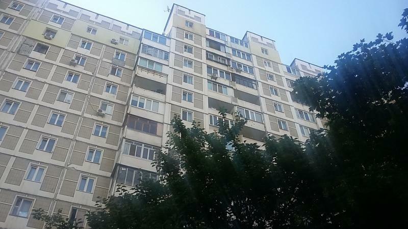 Киев, Чернобыльская ул., 21