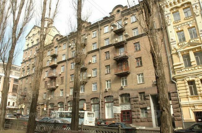 Киев, Тараса Шевченко бул., 6