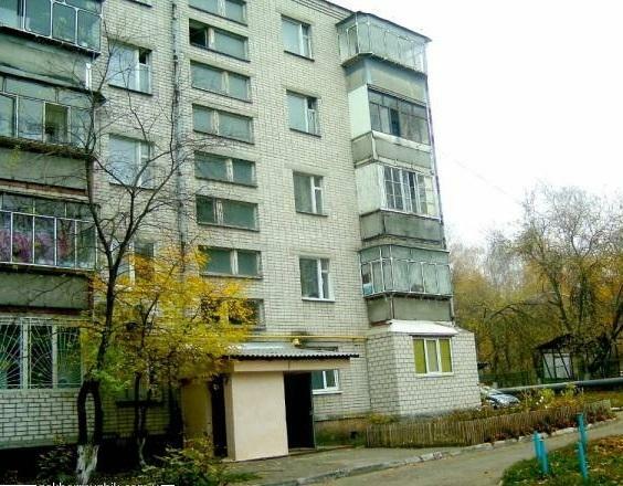 Киевская обл., Броварской район, г. Бровары, Независимости бул., 11