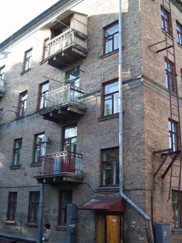Киев, Старицкой-Черняховской ул., 8/9