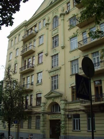 Киев, Шелковичная ул., 36/7