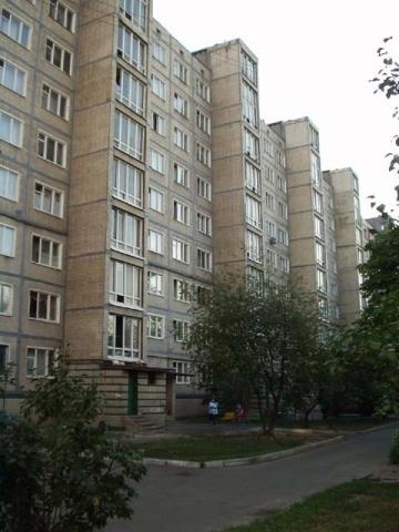 Київ, Харківське шосе, 21/4