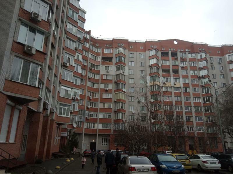 Продажа 2-комнатной квартиры 80 м², Хмельницкая ул., 10