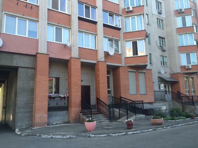 Продажа 2-комнатной квартиры 80 м², Хмельницкая ул., 10