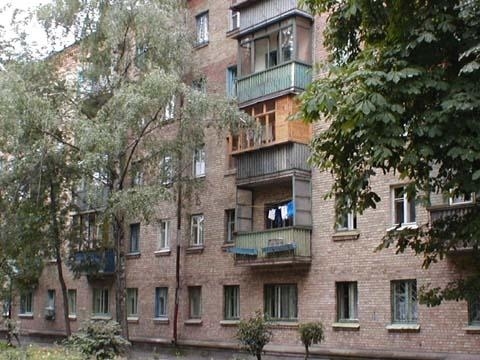 Київ, Олент Теліги вул., 37А