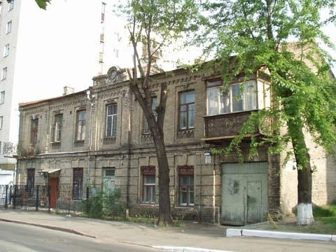 Киев, Отто Шмидта ул., 33
