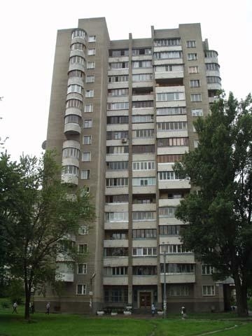 Оренда 2-кімнатної квартири 65 м², Раїси Окіпної вул., 1