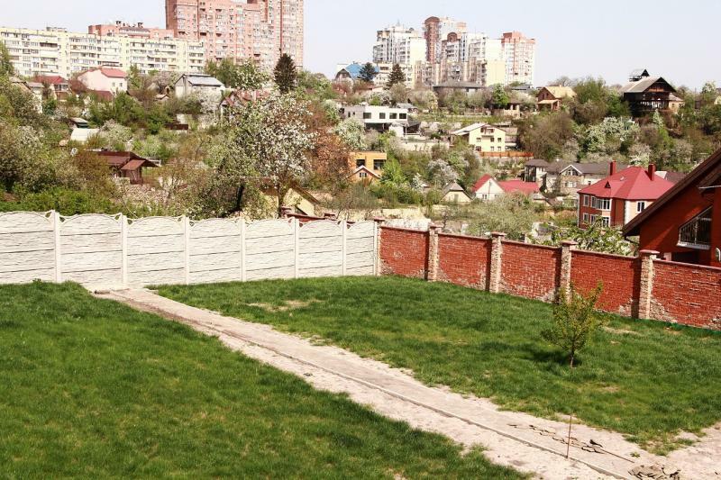 Киев, Оборонный пер., 3