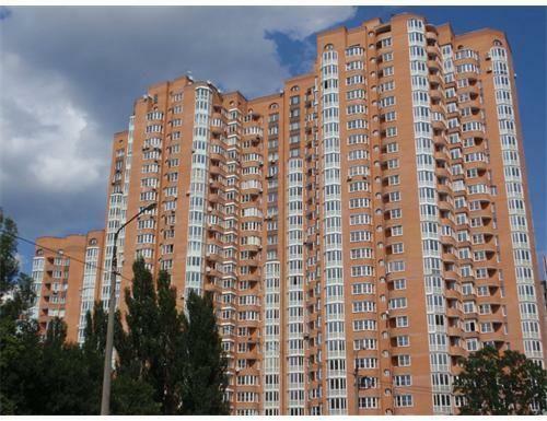 Продаж офісу 140 м², Осіння вул., 33