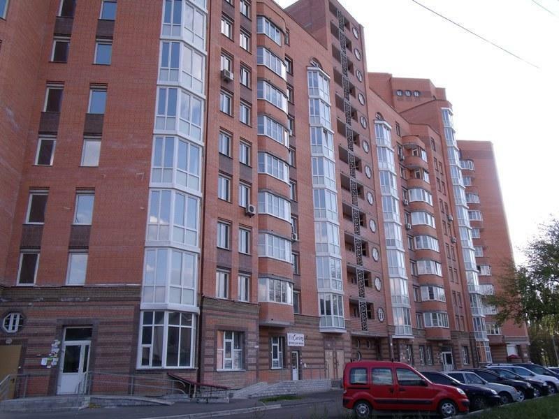 Продаж офісу 140 м², Осіння вул., 33