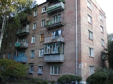 Київ, Олент Теліги вул., 25А