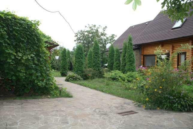 Киев, Леси Украинки бул., 24А