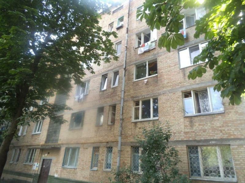 Київ, Ломоносова вул., 34/2