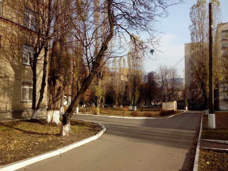Киев, Ломоносова ул., 53