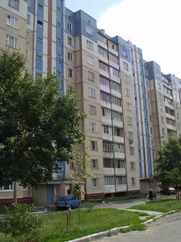 Киев, Ломоносова ул., 8
