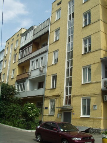 Киев, Липская ул., 15А