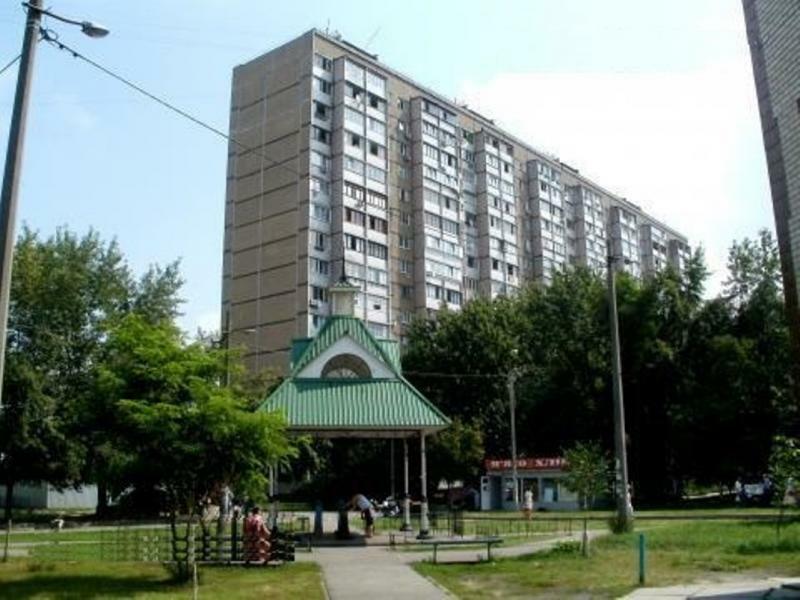 Киев, Харьковское шоссе, 160А