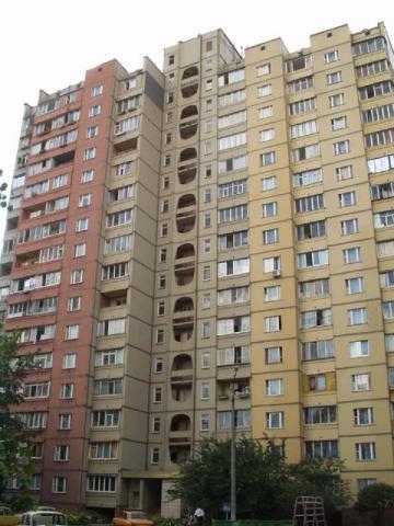 Киев, Харьковское шоссе, 61