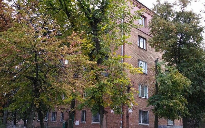 Київ, Кустанайська вул., 12