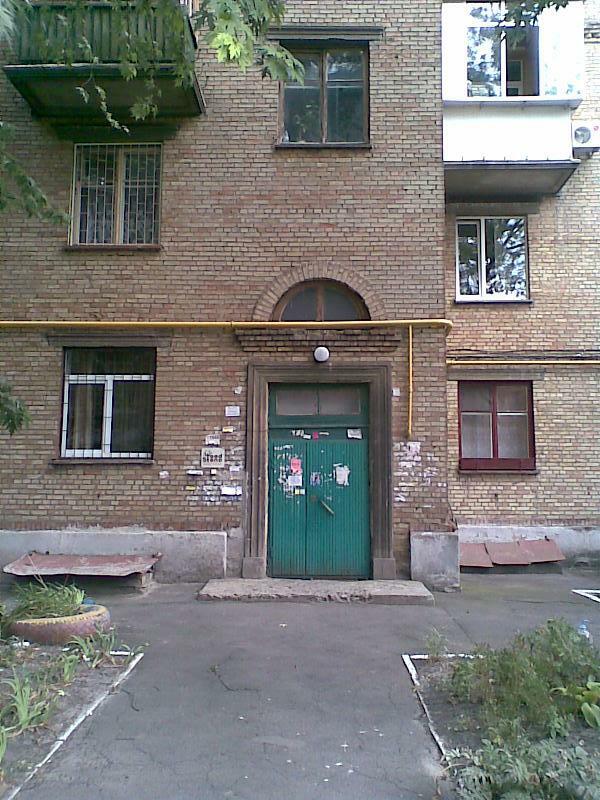 Киев, Лагерная ул., 42