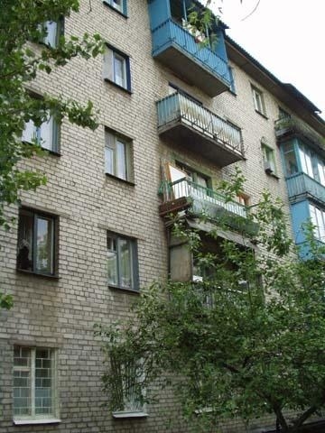 Киев, Юрия Поправки ул., 3