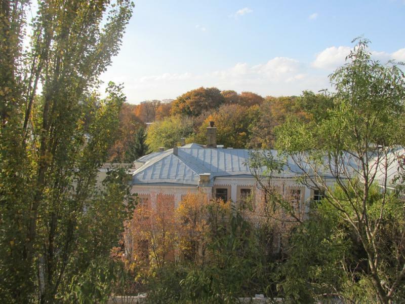 Киев, Леси Украинки бул., 24Б