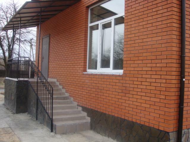 Киев, Лесная ул., 18