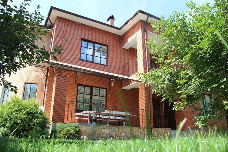 Киев, Абрикосовая ул., 6