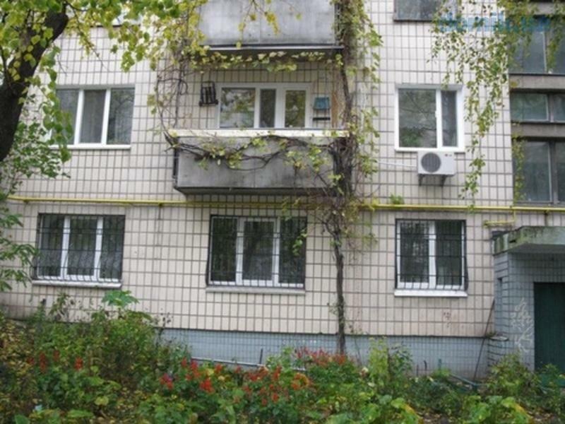 Київ, Антонова Авіаконструктора вул., 15А