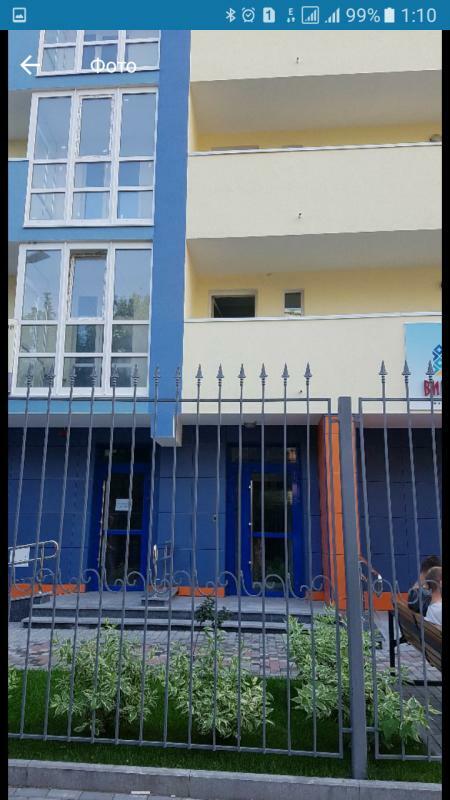 Київ, Автозаводська вул., 54