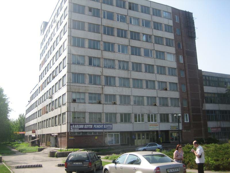 Днепропетровская обл., Криворожский район, г. Кривой рог, Днепровское шоссе, 30