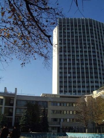 Киев, Львовская пл., 8