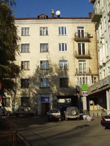 Київ, Львівська пл., 4А
